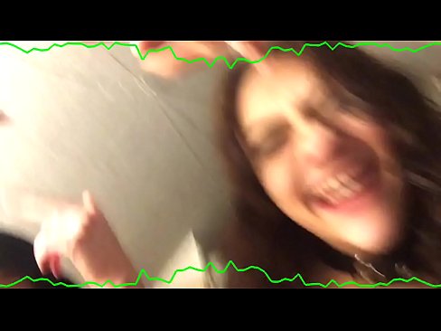 ❤️ Wando biyu masu sexy brunette mai ban sha'awa suna zama 'yan iska ❤️ Batsa na Rasha ️❤